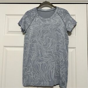 Lululemon Swiftly Tech 2.0 Short Sleeve Shirt Hip Length Marble Mix Rhino Grey